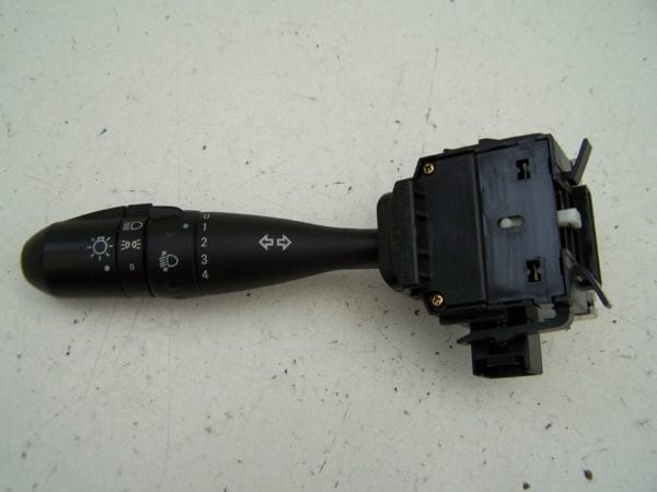 Mitsubishi Colt Headlight switch (2004-2008)