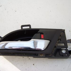 Honda CR-V Front right interior door handle ( 2007-2009)